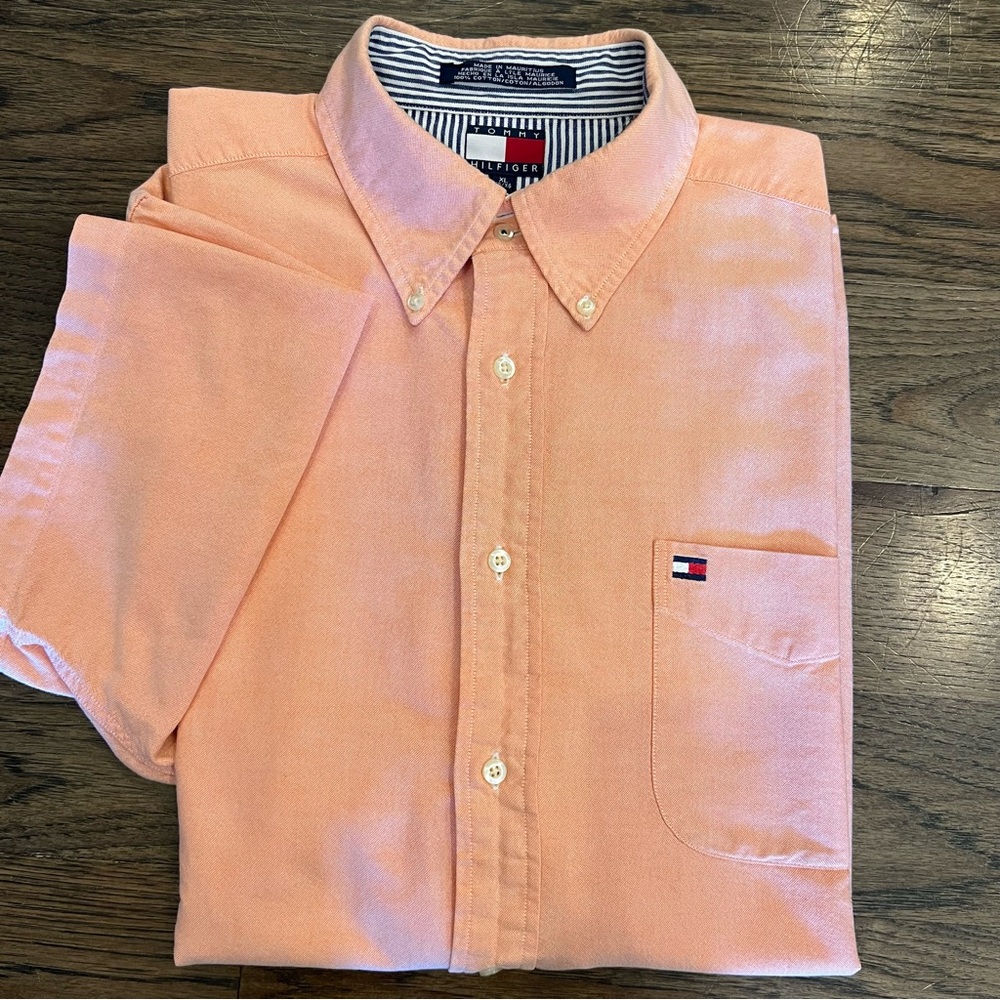 Tommy Hilfiger Men's Peach Salmon Button Down Short Sleeve Shirt